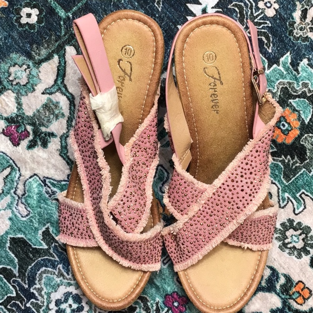 🆕 Forever ‘Amazing 22’ Pink Rhinestone Denim Platform Heel Sandals Sz.10 NWOT - Picture 3 of 11